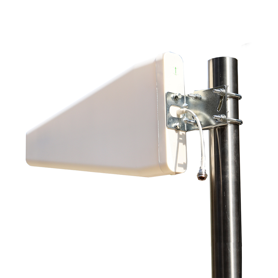 410*210*50MM 4G LTE 室外定向防水对数周期17c一起草
